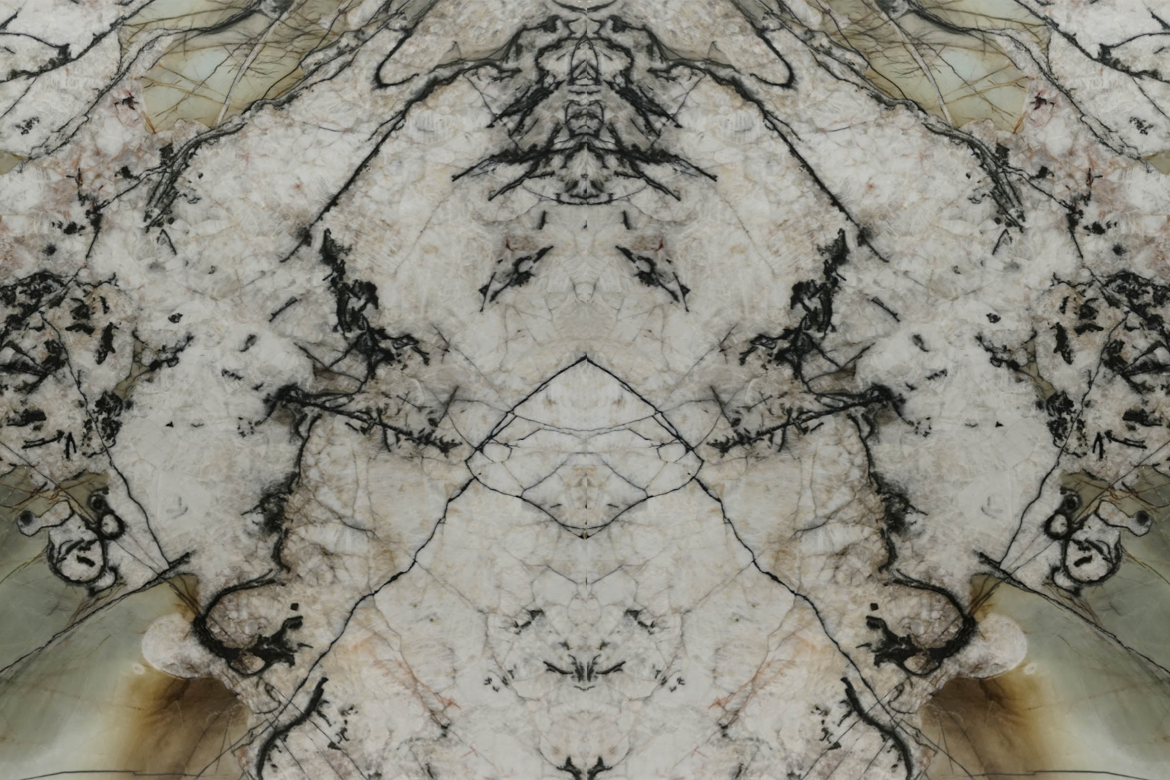 Aquamare – Polished 2CM – Lot 1927 - Image 5